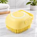 Escova de Banho com Dispenser de Shampoo para Pets